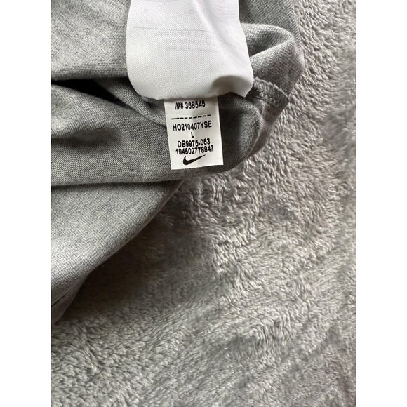 Nike SB Shirt Mens Large Gray The Nike Tee Loose Fit Skateboarding DB9975 063 - Picture 6 of 12